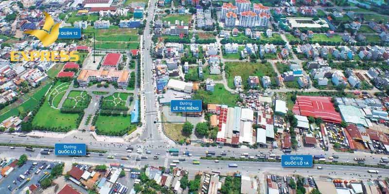 Đi xem đất ở nhiều nơi trước khi quyết định mua