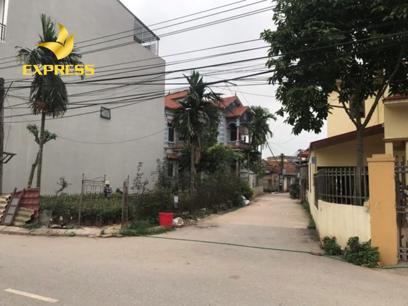 Mua đất trên khu vực hệ thống nước thải rất khó để xây dựng đặc biệt là việc đào móng nhà.