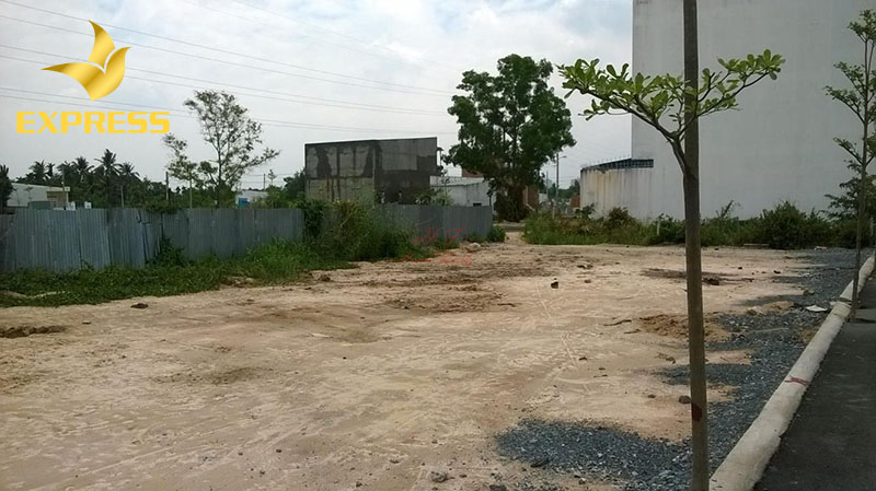 Đất thổ cư cần phải là đất không thuộc đất đang tranh chấp hoặc là đất đang được Nhà nước giải tỏa