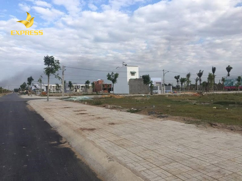 Giá đất tăng nhanh ở phía Nam