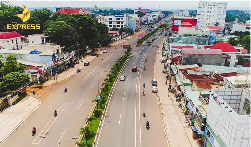 La Phù là nơi có hệ thống hạ tầng giao thông được xây dựng và phát triển khá hoàn thiện
