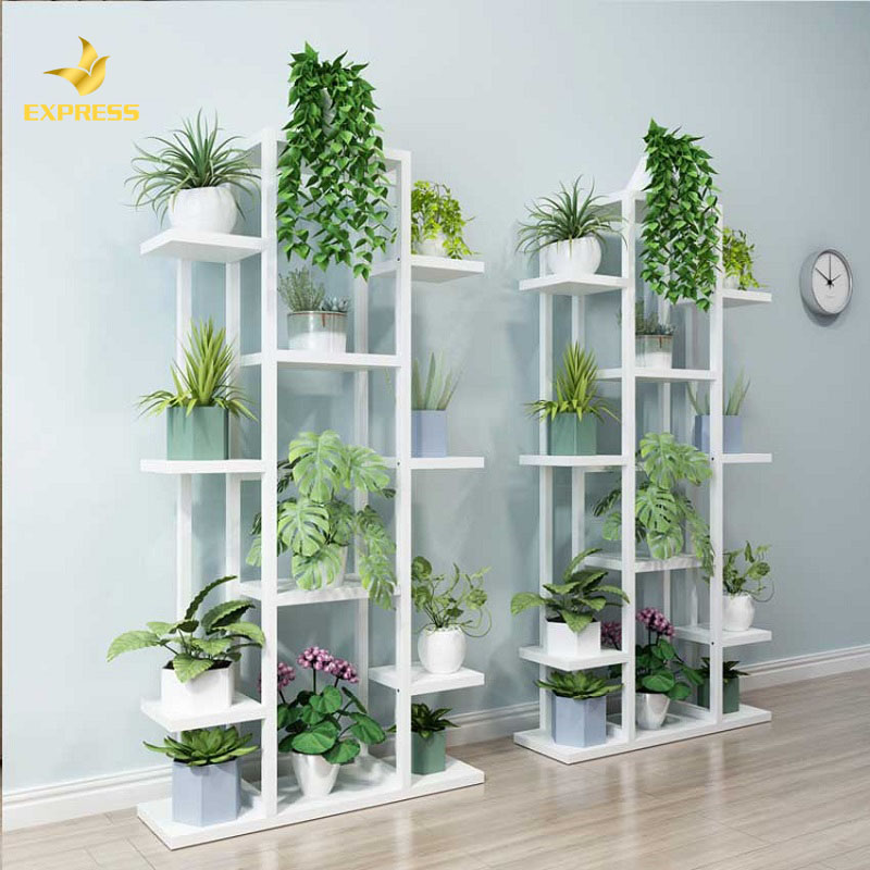 Mẫu kệ sắt trang trí để đựng bình hoa