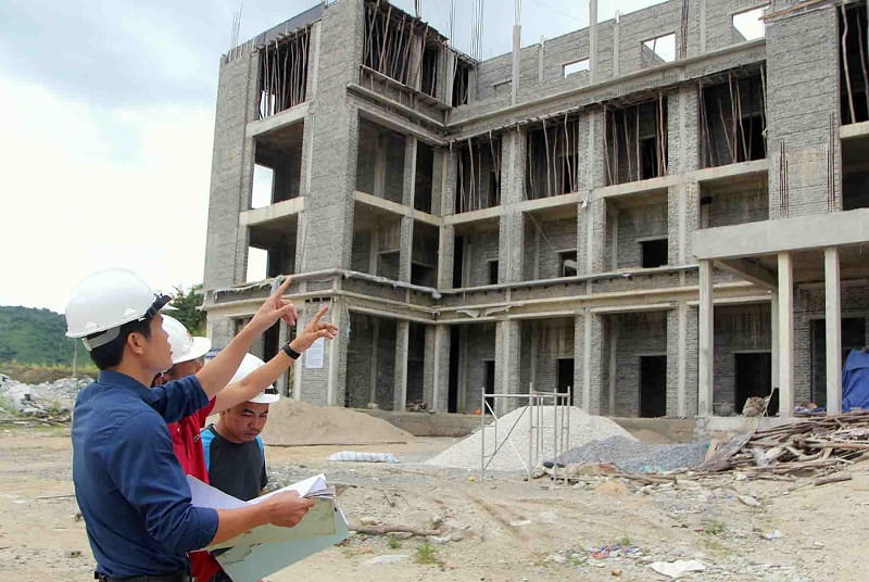 Các bên đại diện tổ chức cuộc bàn giao công trình
