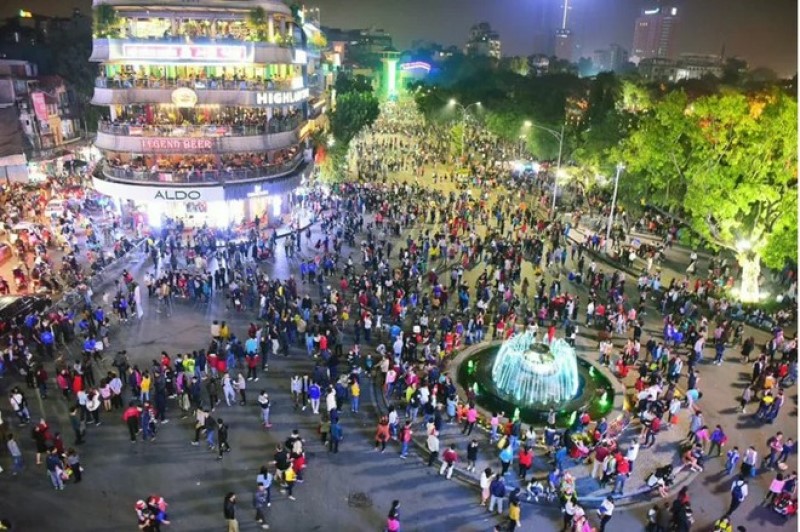 Kết hợp tuyến đi bộ cùng phát triển kinh tế ban đêm