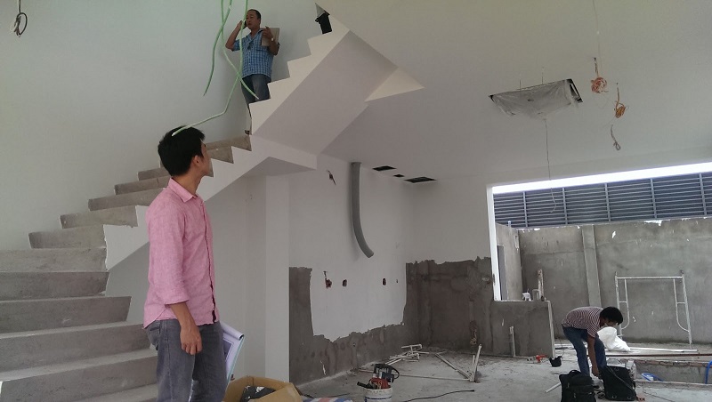 Nên chọn những công ty kiêm cả thiết kế và thi công