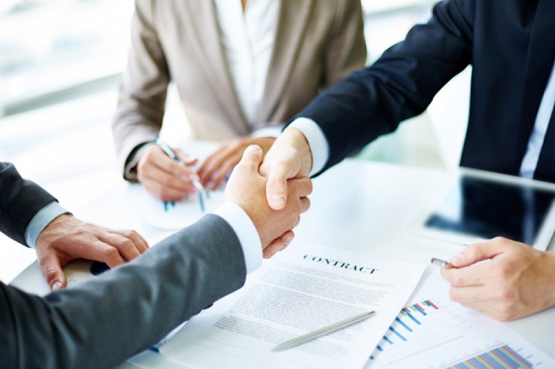 Phân loại hợp đồng theo tính chất công trình