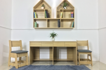 BÀN GHẾ HỌC SINH X HOME ĐÔI GIÁ SÁCH TREO TƯỜNG BH6819