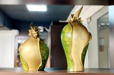 Decor bằng đồng X HOME Hà Nội Hồ Chí Minh Cặp bình trang trí