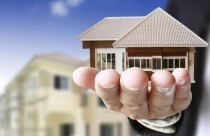 Tại sao phải công chứng các hợp đồng, giao dịch bất động sản?