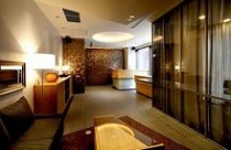 Những bức tường khác biệt 