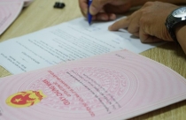 Nên chọn bàn làm việc đúng hướng