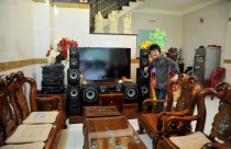 Ngôi nhà màu trắng của chàng ca sĩ "Gọi đò"