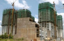 Thị trường tài chính gặp bão, bất động sản sẽ về đâu?