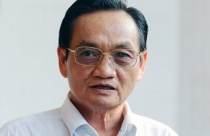 'Kinh tế Việt Nam ốm không ra ốm, khỏe không ra khỏe'