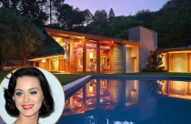 Katy Perry vung tiền mua hai biệt thự liền nhau