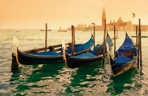 Xuôi dòng lịch sử chiếc thuyền gondola duyên dáng