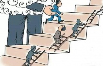Cá lớn nuốt cá bé hay cá nhanh nuốt cá chậm