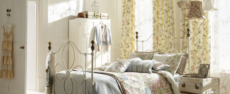  Đâu là điểm nhấn ấn tượng trong phong cách nội thất shabby chic?					