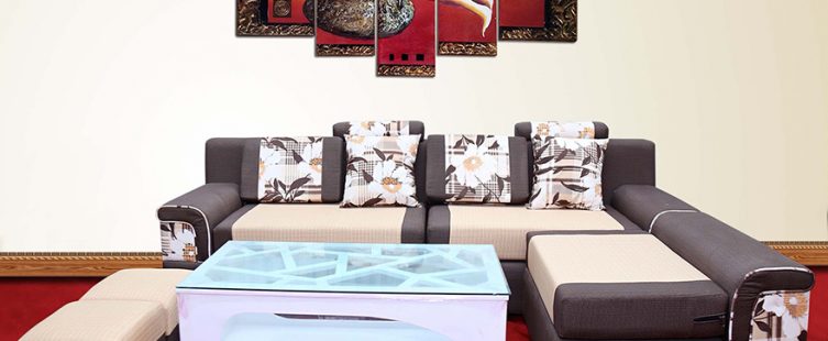 Tạo không gian sống đẹp kiêu sa và hoàn mỹ với loài hoa rum đỏng đảnh					