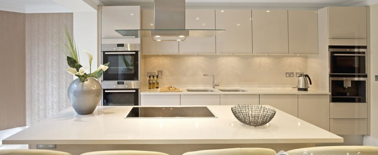  Dáng hình nghệ thuật trong những tấm Laminate nội thất gỗ công nghiệp					