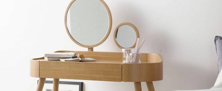  Bỏ túi 5 lưu ý để có mẫu bàn trang điểm gỗ hương chất lượng					