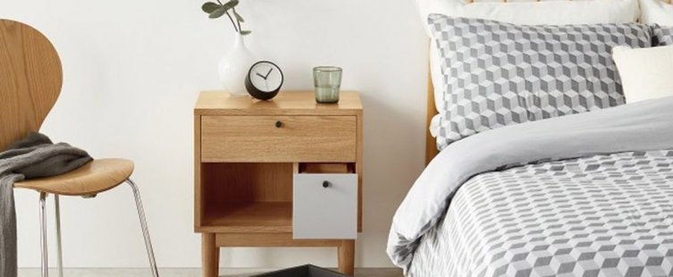  Lý giải sức hút đến từ kệ đầu giường gỗ tự nhiên trong nội thất					