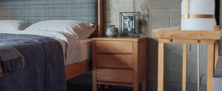  20+ mẫu tab đầu giường gỗ sồi đẹp, nhỏ gọn					