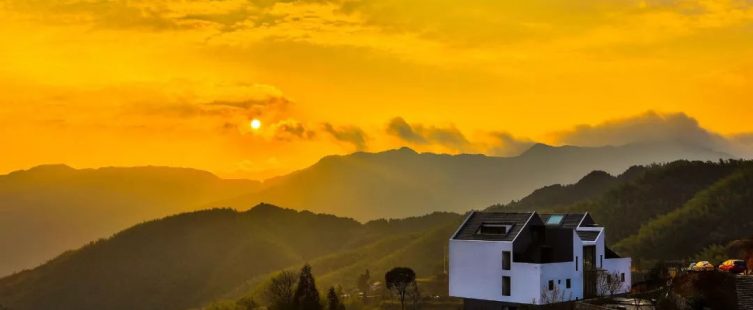  Ngôi nhà chốn bồng lai tiên cảnh được KTS thiết kế làm quà tặng mẹ					