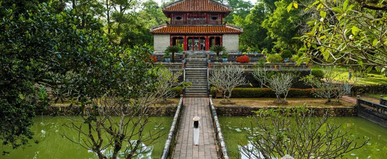  Say đắm trước vẻ đẹp kiến trúc của lăng Minh Mạng tại cố đô Huế					