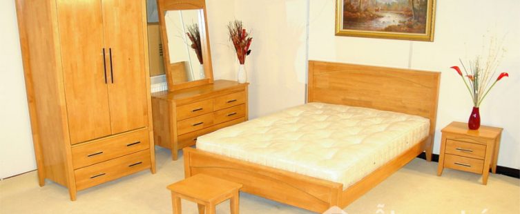  [Hỏi – Đáp] Gỗ thông nguyên liệu là gì? Ưu và nhược điểm của gỗ thông					