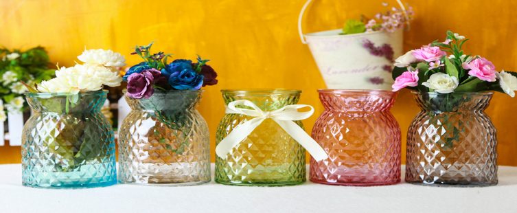  Thủy tinh trang trí văn phòng – Vẻ đẹp lôi cuốn không thể chối từ					