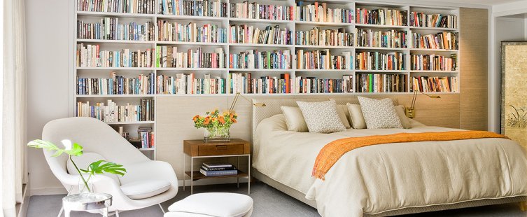  25+ mẫu thiết kế giá sách trong phòng ngủ hiện đại					