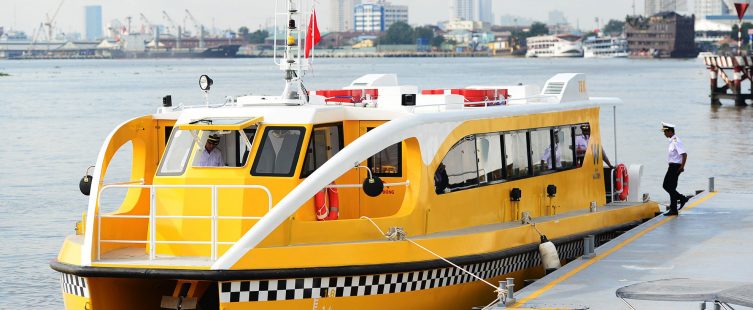  Trải nghiệm tàu buýt trên sông đầu tiên ở Thành phố Hồ Chí Minh					