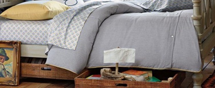  Hậu quả nghiêm trọng của việc để đồ dưới gầm giường ngủ					