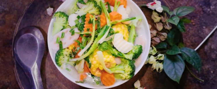  Đổi khẩu vị với món canh chay sen dừa vô cùng hấp dẫn					