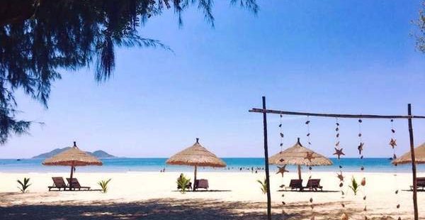  Xuất lộ khu cắm trại mới nổi, rực rỡ màu sắc nhất biển Đại Lãnh					