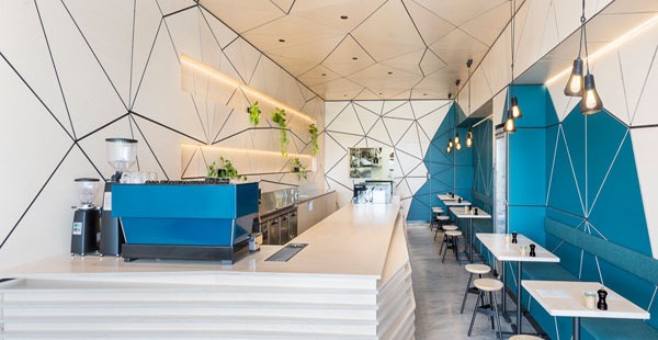  Thiết kế quán cafe đẹp của anh Tùng Long Biên					
