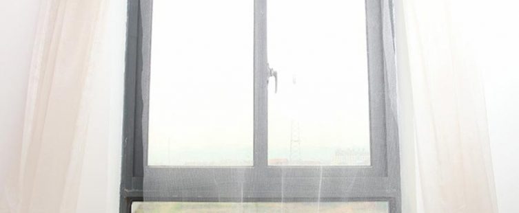  Có nên sử dụng rèm cửa sổ chống muỗi trong nhà không?					