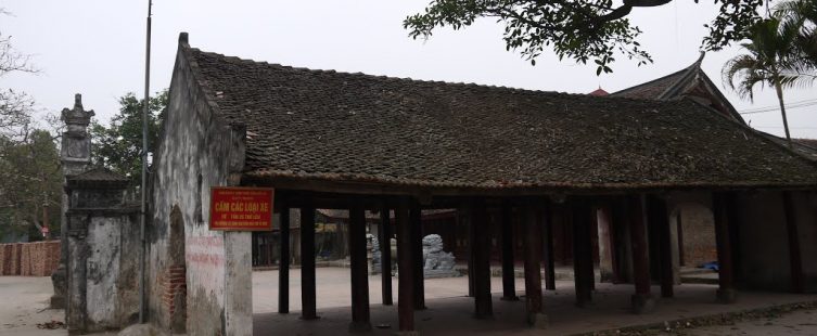  Nghệ thuật chạm khắc gỗ độc đáo của làng nghề mỹ nghệ Thiết Úng					