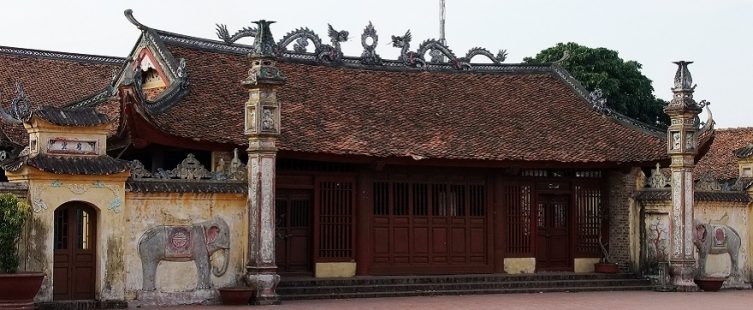  Hình ảnh “Lưỡng long chầu nguyệt” – Biểu tượng văn hóa Việt Nam					