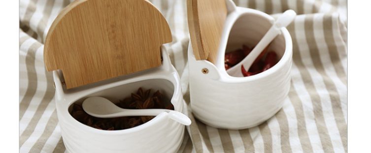  Bật mí 4 mẫu hũ gia vị xinh xắn làm cho gian bếp trở nên sinh động hơn					