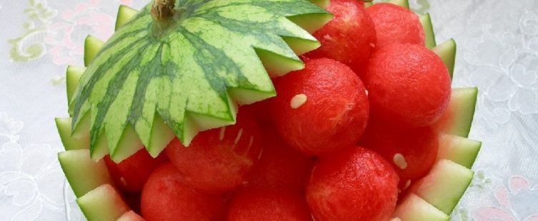  10 dụng cụ giúp bạn gọt hoa quả đẹp mắt như ngoài hàng nhưng giá cực rẻ					