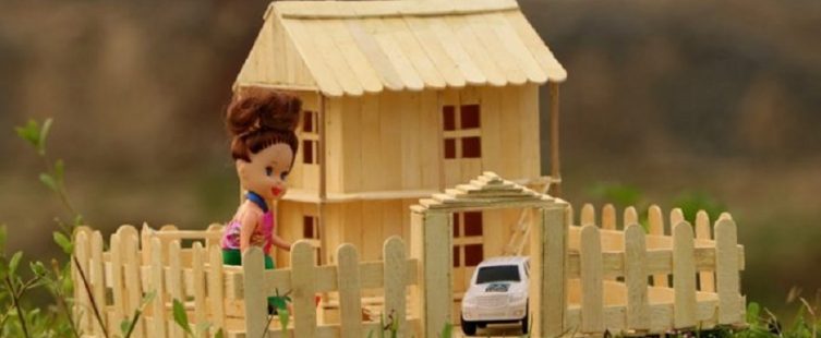  Khéo tay hay làm: Hướng dẫn cách làm nhà gỗ mini cực đơn giản					