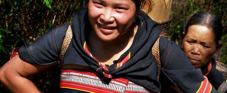  Độc đáo “củi hứa hôn” và phong tục cưới hỏi của người Giẻ Triêng					