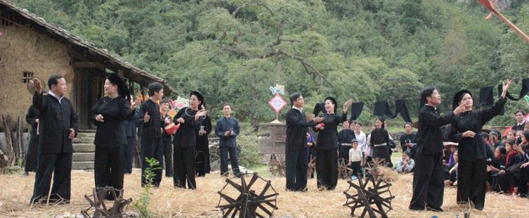  Nét đẹp truyền thống trong phong tục Tết Cổ truyền của dân tộc Nùng					