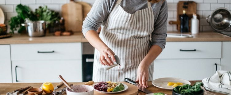  Tổng hợp những mẫu tạp dề nấu ăn hot nhất hiện nay					